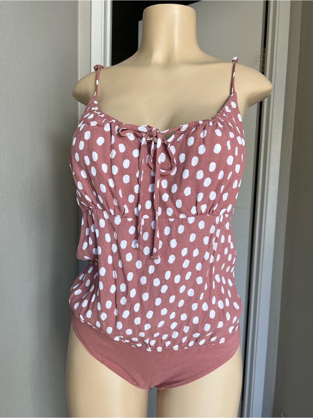 Hollister Dusty Rose Polka Dot Tie-Front Camisole